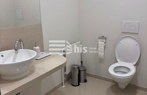 Büro-Praxisfläche 8