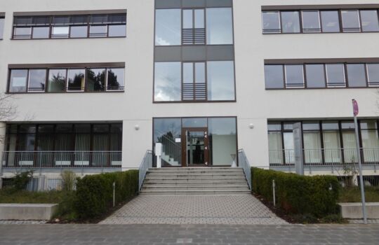 Nürnberg Marienberg - Penthouse || 587 m² || EUR 14,40