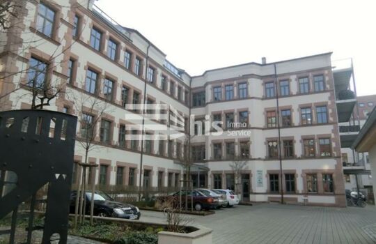 Nürnberg Nord - Halle mit Büro || 345 m² || EUR 10,50