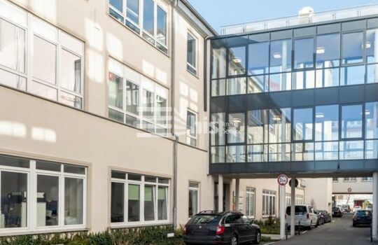 Fürth Süd || 170 m² || EUR 11,00