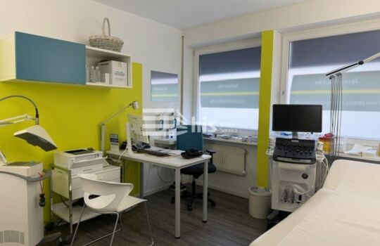 Arztzimmer/Büro