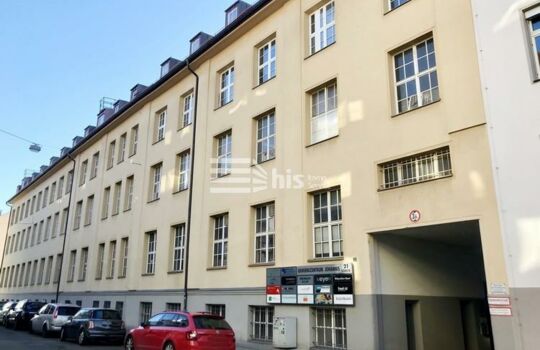 Nürnberg St. Johannis || 320 m² || EUR 9,50